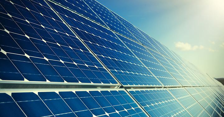 Sicredi reduz taxas para financiamento de energia solar para empresas e particulares