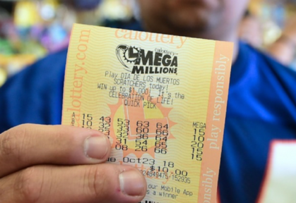 Sem vencedor, prêmio da Mega Millions dispara para quase R$ 4 bilhões