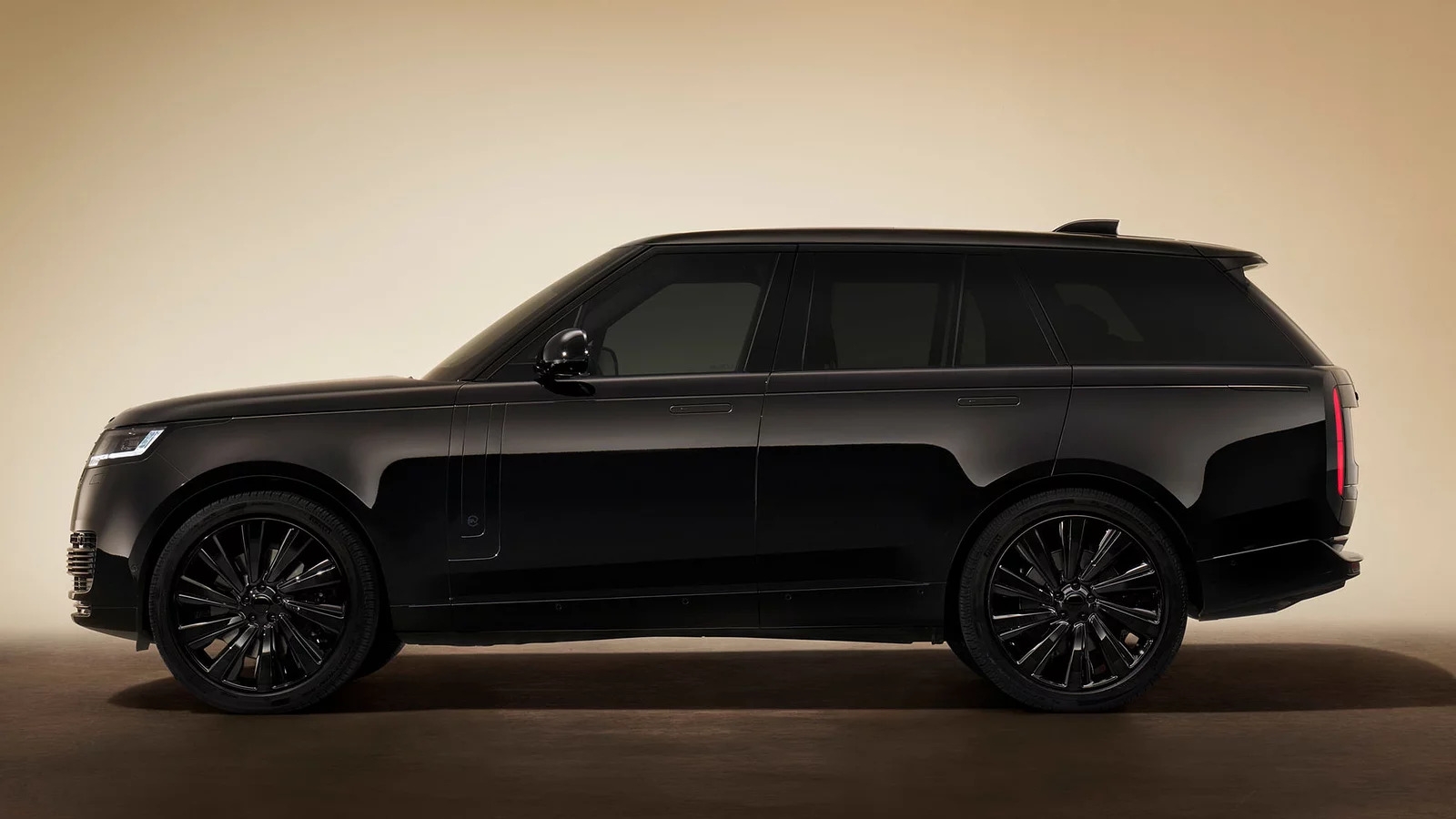 RANGE ROVER SV: Η απόλυτη έκφραση πολυτέλειας και ισχύος